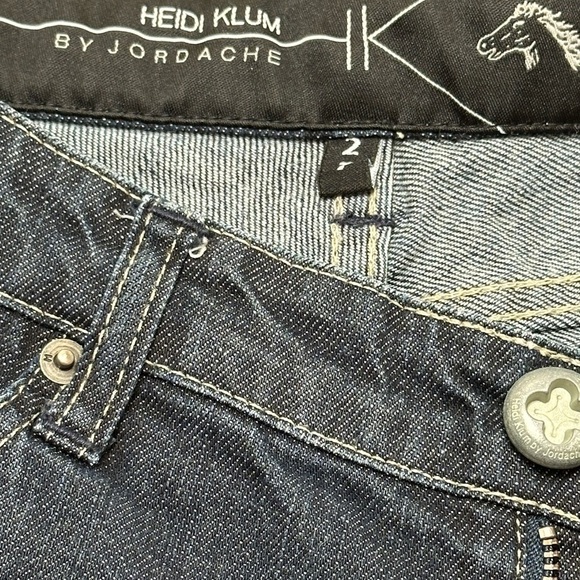 Heidi Klum by Jordache Cuffed Blue Denim Shorts, size 27 - Picture 4 of 9